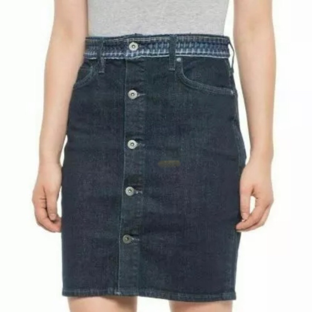 Levi’s skirt